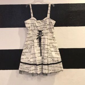 Hot topic music dress (never worn)